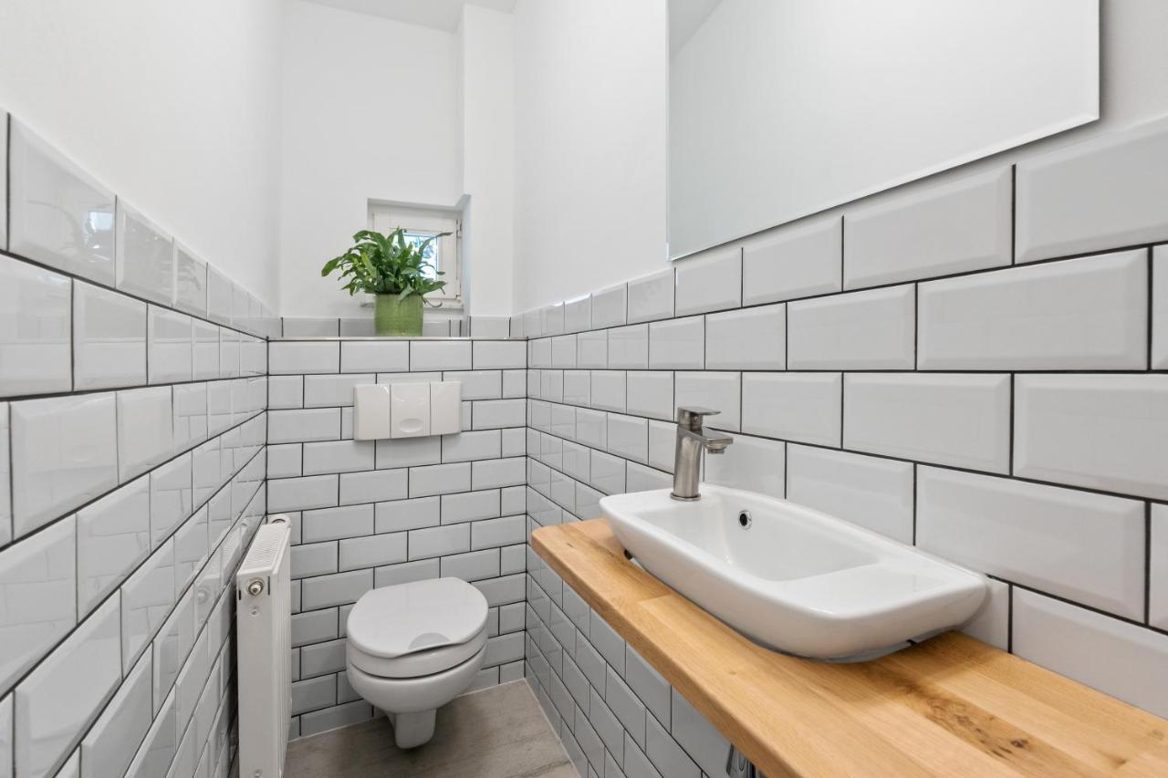 The Tieckstr Loft For Up To 7 People With 2 Bathrooms برلين المظهر الخارجي الصورة
